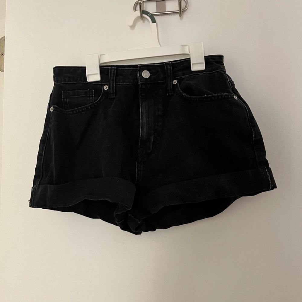 Wild Fable- Black Shorts size 6